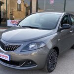 LANCIA YPSILON 1.0 FIREFLY 70 CV HYBRID S&S ECOCHIC SILVER full